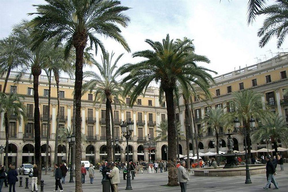 Vidre Home - Plaza Real Barcelona Buitenkant foto