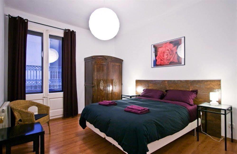 Vidre Home - Plaza Real Barcelona Buitenkant foto